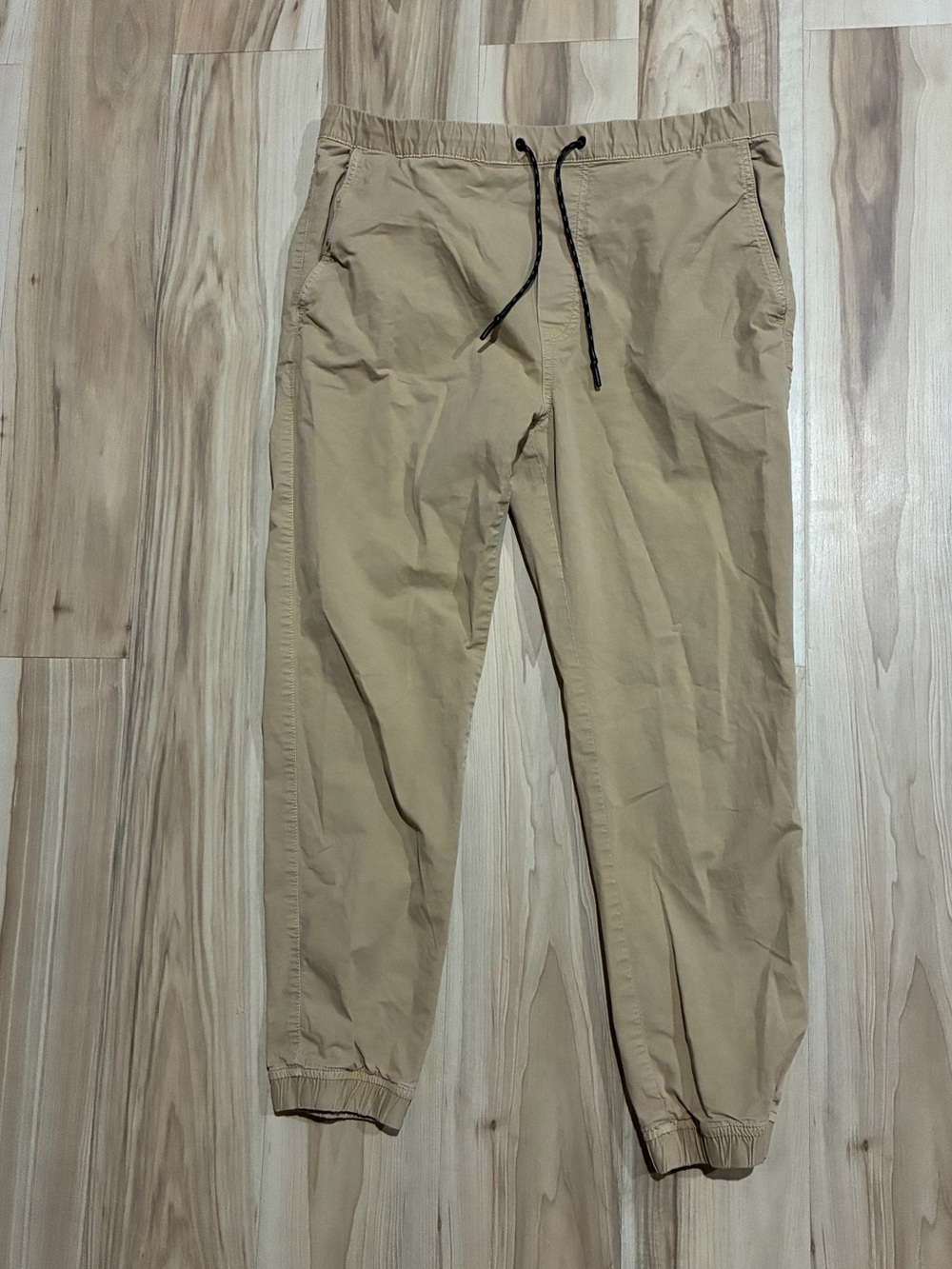 American Eagle Next Level Stretch Tan Kaki Joggers